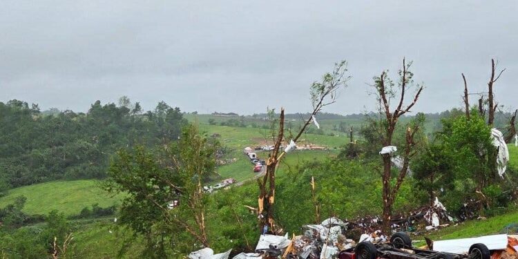 Tornado in Kentucky Leaves 1 Dead, at Least 7 Injured
