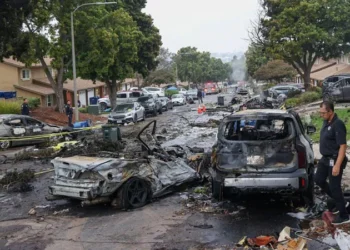 Plane Crash Kills Several in San Diego Neighborhood Blaze