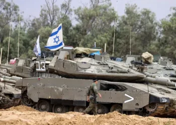 Israel Calls Up Reservists as Military Prepares to Expand Gaza Offensive