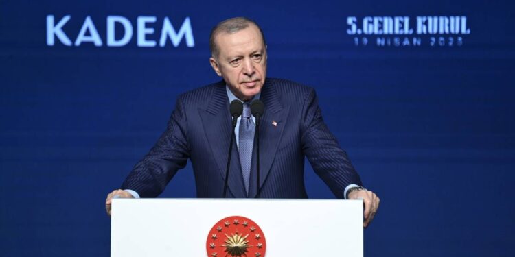 Erdogan Rejects Federal Syria Calls for Unified State
