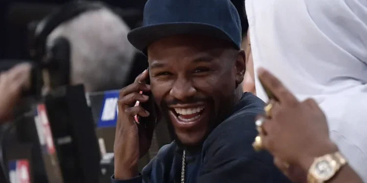 Floyd Mayweather Buys 60 NYC Buildings to Provide Over 1000 Affordable Homes