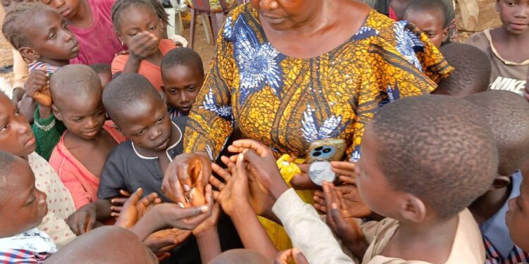 Children’s Day: TWDO, Partners Feed, Gift Over 300 Children in Underserved Abuja Community