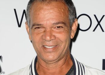 Rihanna’s Father Ronald Fenty Dies At 70