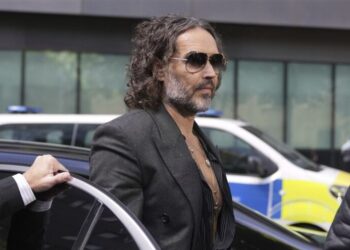 Comedian Russell Brand Pleads not Guilty to Rape, Sexual Assault