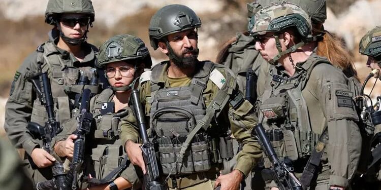 Israel Calls Up Tens of Thousands of Reservists for Gaza Offensive