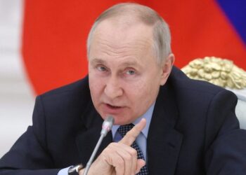 Putin Backs Major Overhaul Of Russian Navy, Says Kremlin Aide