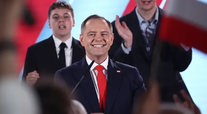 Populist Karol Nawrocki Wins Polish Presidency in Tight Runoff
