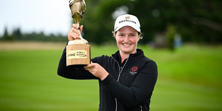 Amateur English Golfer Lottie Woad Wins Professional Golf Championship, Makes History