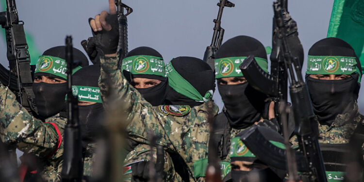 Hamas Evaluates Trump’s ‘Final’ Ceasefire Offer, Calls for Full Israeli Withdrawal from Gaza