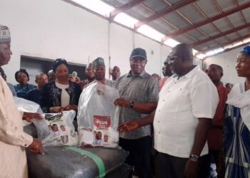 Kogi Distributes Fertilizer Support to 30, 000 Farmers
