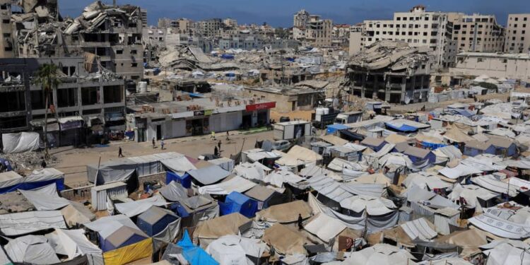 15 Killed in Israeli Strike Near Gaza Aid Point as Ceasefire Talks Stall