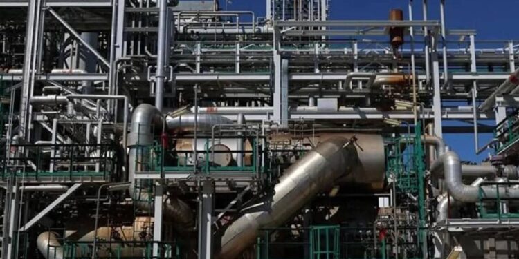 Zambia Mulls Own Refinery To Supply Fuel To Entire Country