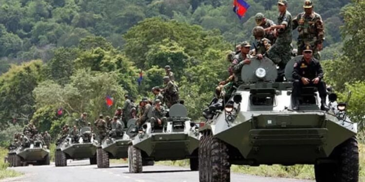 Thailand launches F‑16 strikes on Cambodian bases amid deadly border battle