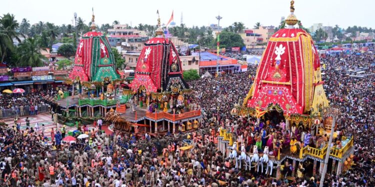 Temple Stampede in Northern India Kills Six, Injures Dozens