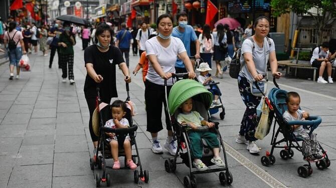 China Launches $500 Yearly Support for Young Children Amid Birth Rate Drop