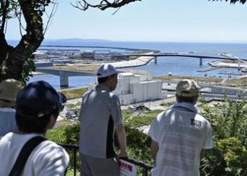 Strong Earthquake Near Russia Sparks Pacific-Wide Tsunami Warnings