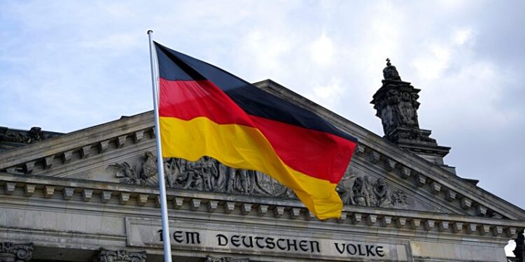 Germany Approves 2026 Budget Amid Economic Dip, Demolition Ruling for Stuttgart Mosque