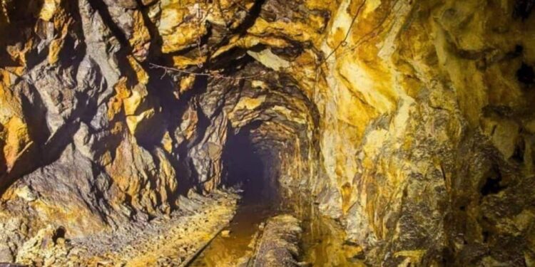 Massive Gold Deposit Worth $83 Billion Found in Southern China