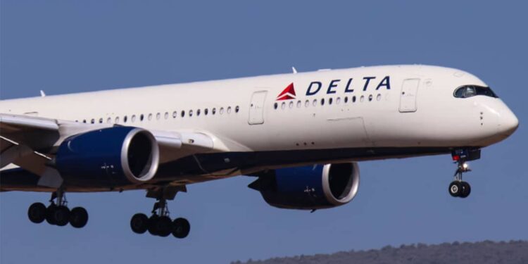 Delta Flight Forces Emergency Landing After Severe Turbulence, 25 Injured