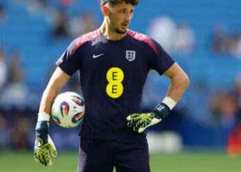 Man City Re-sign Goalkeeper Trafford From Burnley On 5 Year Deal
