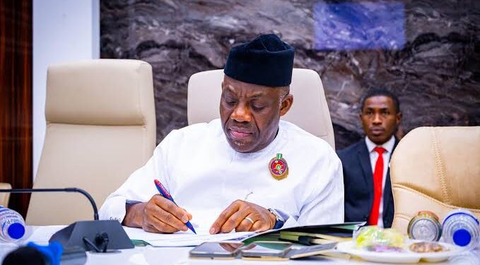 New Minimum Age For University Entry: 16 Years