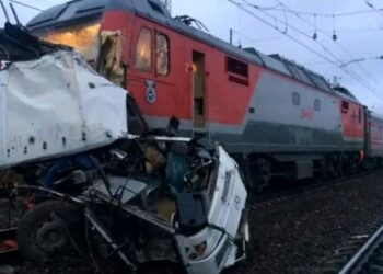 One Dies As Train, Bus Collide In Russia