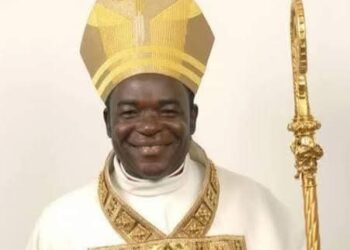 President Tinubu Celebrates Bishop Matthew Hassan Kukah @73