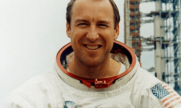 Jim Lovell Dies at 97 After Historic Apollo 13 Mission