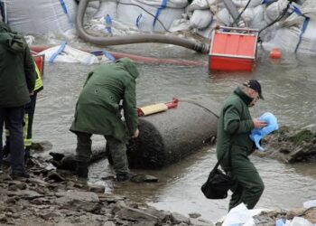 Germany Defuses WWII Bomb After Dresden Evacuation