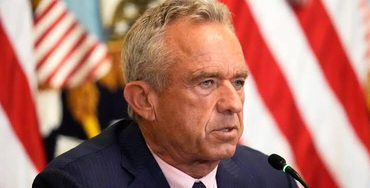 US Cuts mRNA Vaccine Projects Over Respiratory Protection Doubts