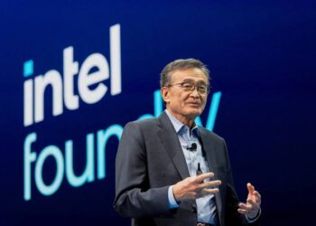 Trump Calls for Intel CEO Lip-Bu Tan to Step Down Amid Company Struggles