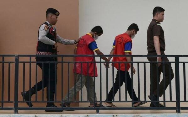 Aceh Court Orders Public Caning for Two Men Over Kissing and Hugging