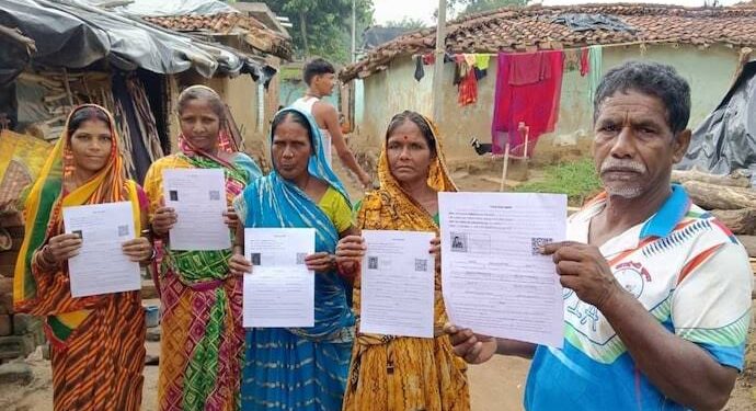 India Bihar Electoral Roll Update Reveals Photo Mismatches Duplicate Records and Dead Voters