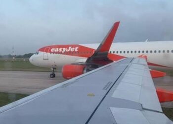 easyJet Aircraft Collide on Runway in Manchester