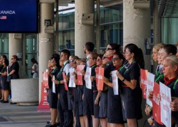 Air Canada Flight Attendants Strike Grounds Flights Across Canada