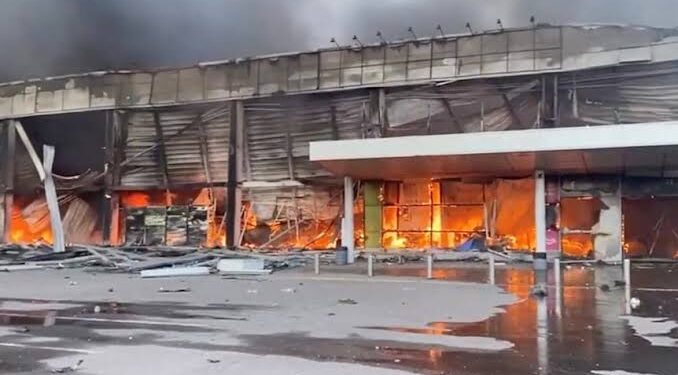 Russian Strike Hits Kremenchuk as Trump Pledges Security Support for Ukraine