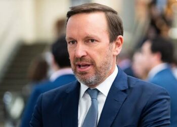 Trump Clashes With Senator Murphy Over Putin Summit Criticism