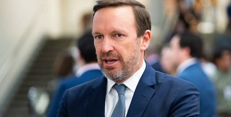 Trump Clashes With Senator Murphy Over Putin Summit Criticism