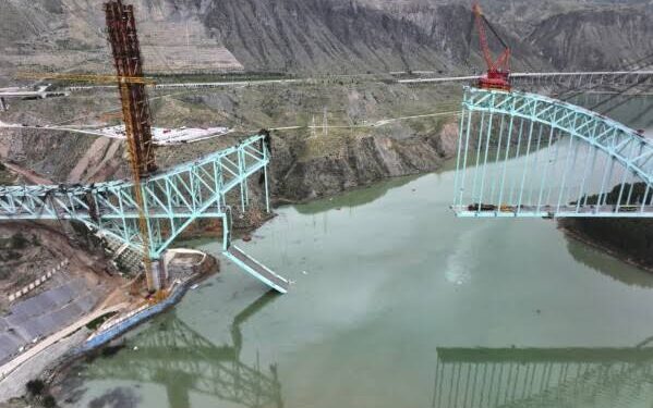 China Qinghai Bridge Collapse Kills 12, Four Missing