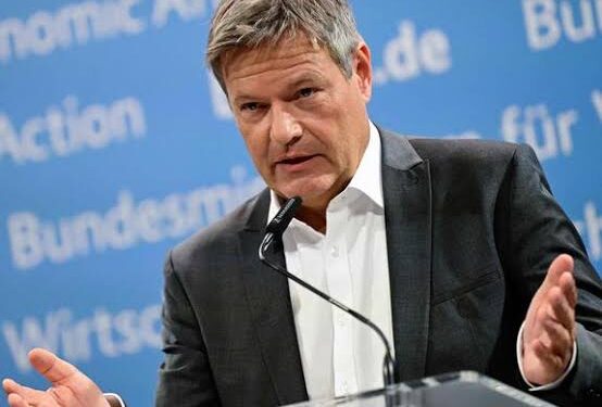 Robert Habeck Resigns From Bundestag After Years of Political Setbacks