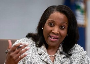 Trump Moves to Dismiss Fed Governor Cook, Sparks Legal Clash