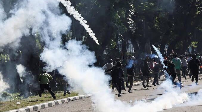 Protests Sweep Jakarta Over Delivery Rider Death as Thousands Demand Justice and Police Accountability