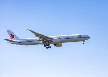 Heathrow Flight Diverts to Russia After Mid-Air Emergency