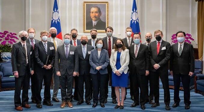 Taiwan Hosts US Armed Services Delegation Amid China Tensions