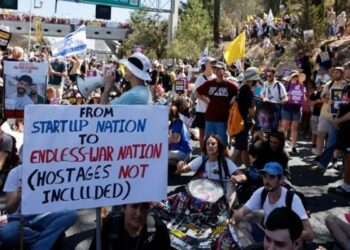 Israelis Rally for Hostage Release Amid Gaza Offensive