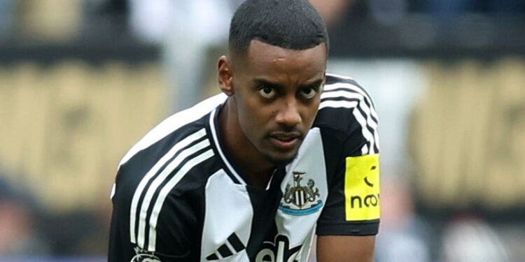 Newcastle United Stalwart Calls Out Alexander Isak Claim After £130m Liverpool Transfer