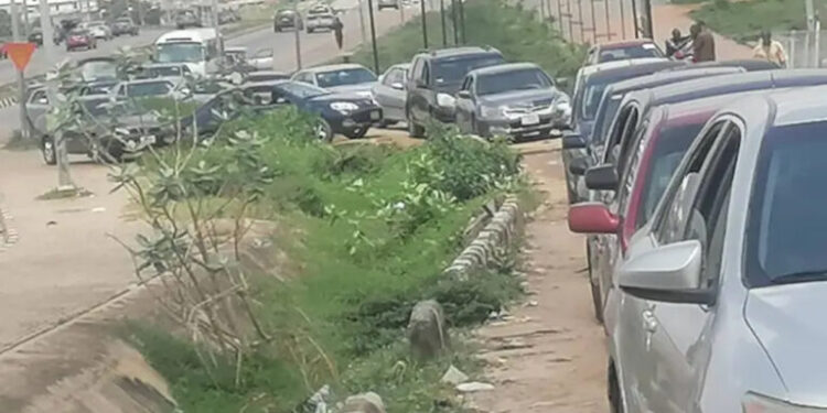 CNG: Motorists Lament Inadequate Infrastructure, Frustrating Queues