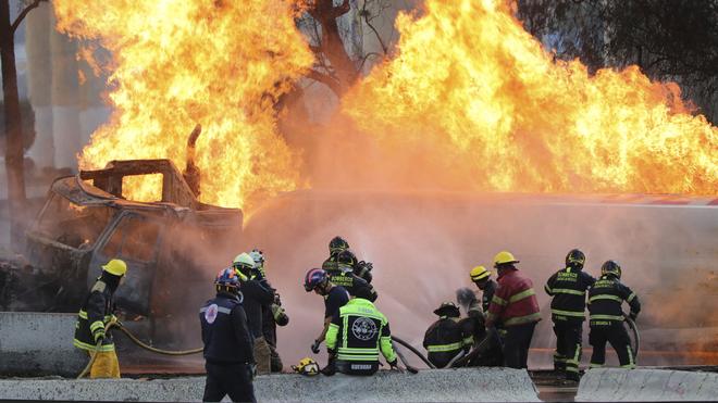 Mexico City Gas Tanker Blast Kills 3 Injures 70