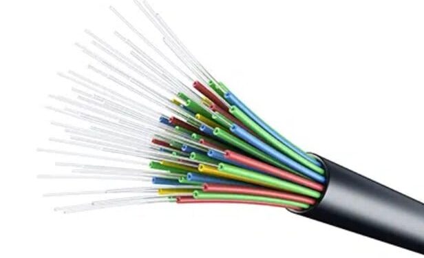 FG Set To Deploy 90,000km Fibre Optic To Enhance Digital Technology – Sen. Salis