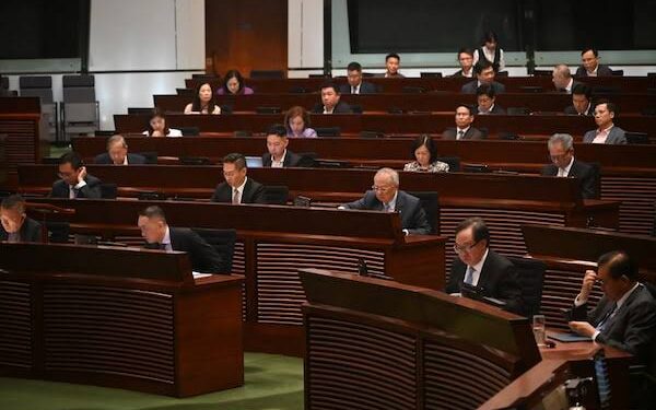 Hong Kong Blocks Bill on Overseas Same-Sex Partnerships